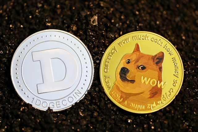Dogecoin forecast rises while Layer Brett gains investor attention